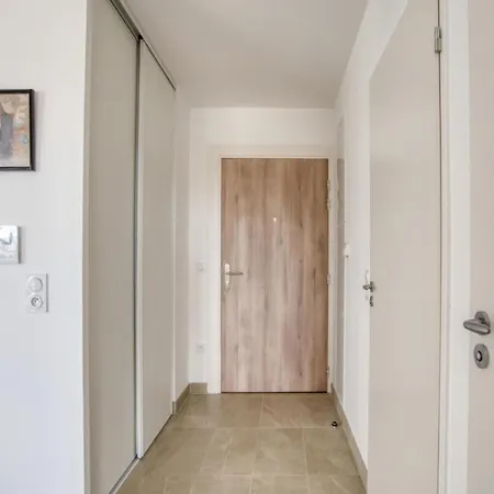 Amazing Apartment In La Tremblade With Wifi 아파트 라 트럼블라드