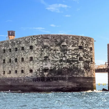 Apartament Lovely In *